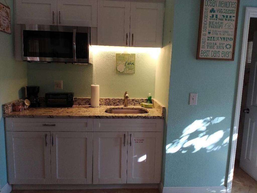 Tampa Bay Beautiful Apartment And Private Jacuzzi מראה חיצוני תמונה